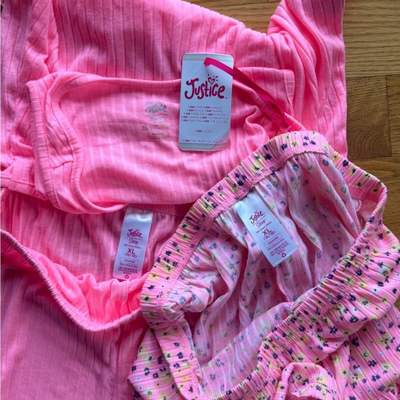 Justice Pink Pajama Set 3 pieceRuffle tank,short Pajama size 16/18 XL - Picture 3 of 13